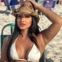 Fernanda Campos